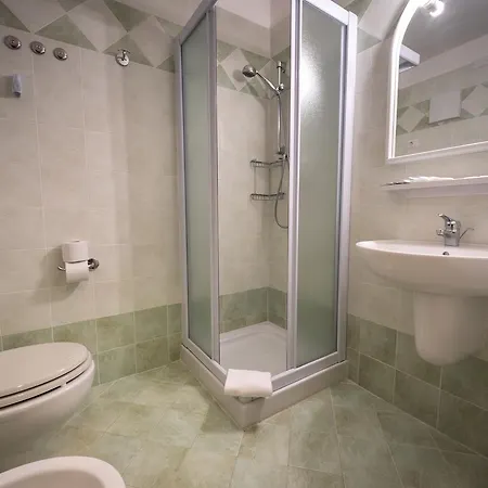 Kristall Aparthotel Mezzana (Trentino Alto Adige)