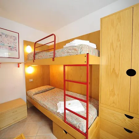 Kristall Aparthotel 4*