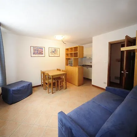 Kristall Aparthotel Mezzana (Trentino Alto Adige)